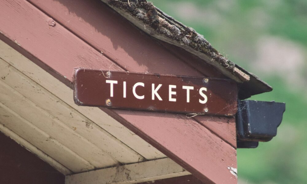understanding-ticket-resale-policies:-what-buyers-and-sellers-need-to-know